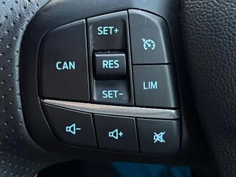 Ford Focus 1.0T EcoBoost ST-Line Auto Euro 6 (s/s) 5dr