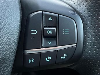 Ford Focus 1.0T EcoBoost ST-Line Auto Euro 6 (s/s) 5dr