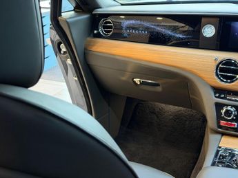 Rolls-Royce Spectre 120kWh Auto 4WD 2dr