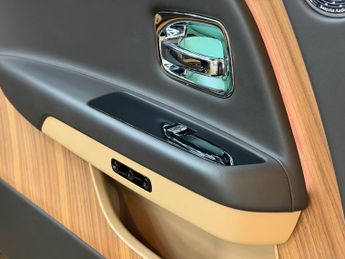 Rolls-Royce Spectre 120kWh Auto 4WD 2dr