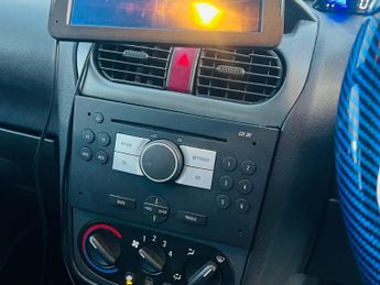 Vauxhall Corsa 1.4i 16v Design 5dr (a/c)