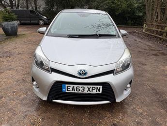Toyota Yaris 1.5 VVT-h T Spirit CVT Euro 5 5dr