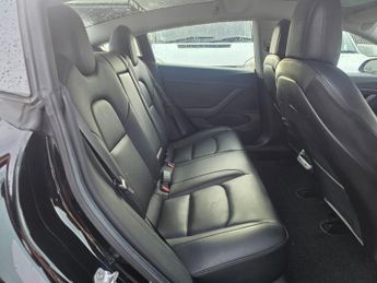 Tesla Model 3 Standard Range Plus Auto RWD 4dr