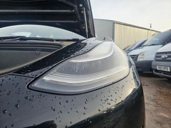 Tesla Model 3 Standard Range Plus Auto RWD 4dr