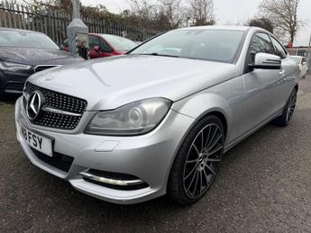 Mercedes-Benz C Class 2.1 C220 CDI BlueEfficiency Executive SE G-Tronic+ Euro 5 (s/s) 