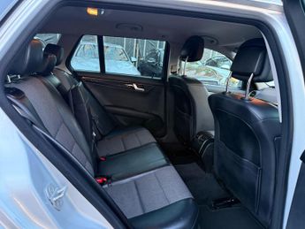 Mercedes-Benz C Class 1.8 C180 BlueEfficiency Sport Estate 5dr Petrol Auto Euro 5 (156