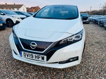 Nissan Leaf 40kWh N-Connecta Auto 5dr