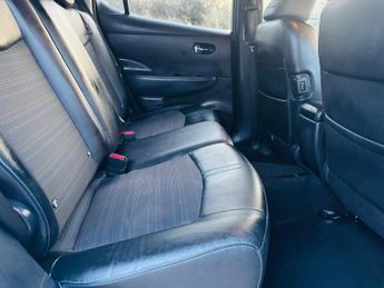 Nissan Leaf 40kWh N-Connecta Auto 5dr