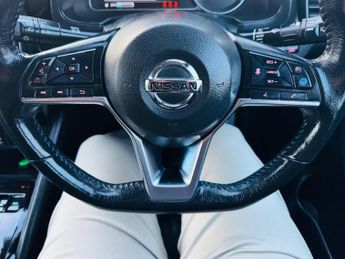 Nissan Leaf 40kWh N-Connecta Auto 5dr