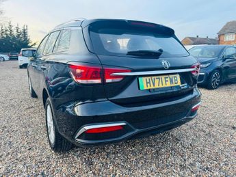 MG MG5 61.1kWh Exclusive Long Range Auto 5dr