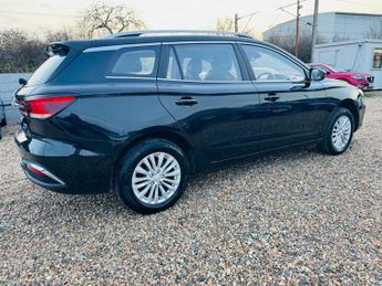 MG MG5 61.1kWh Exclusive Long Range Auto 5dr