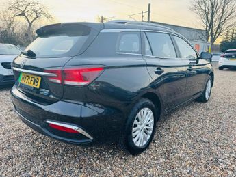 MG MG5 61.1kWh Exclusive Long Range Auto 5dr