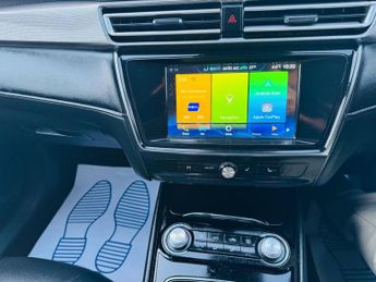MG MG5 61.1kWh Exclusive Long Range Auto 5dr