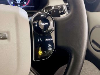 Land Rover Discovery 2.0 Si4 HSE Luxury SUV 5dr Petrol Auto 4WD Euro 6 (s/s) (300 ps)