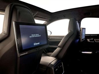 Porsche Cayenne 4.0 V8 E-Hybrid 14.1kWh Turbo S TiptronicS 4WD Euro 6 (s/s) 5dr