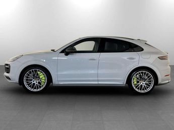 Porsche Cayenne 4.0 V8 E-Hybrid 14.1kWh Turbo S TiptronicS 4WD Euro 6 (s/s) 5dr