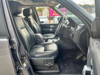 Land Rover Discovery 4 3.0 SD V6 Landmark Auto 4WD Euro 6 (s/s) 5dr