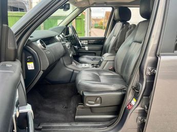 Land Rover Discovery 4 3.0 SD V6 Landmark Auto 4WD Euro 6 (s/s) 5dr