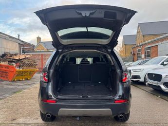 Land Rover Discovery Sport 2.0 TD4 SE Tech Auto 4WD Euro 6 (s/s) 5dr