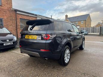 Land Rover Discovery Sport 2.0 TD4 SE Tech Auto 4WD Euro 6 (s/s) 5dr