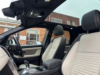 Land Rover Discovery Sport 2.0 D200 MHEV R-Dynamic SE Auto 4WD Euro 6 (s/s) 5dr