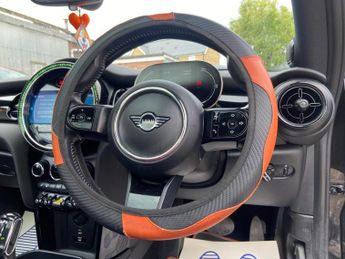 MINI Electric Hatch Cooper SE 32.6kWh Level 3 Auto 3dr