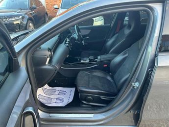 Mercedes-Benz A Class 2.0 A35 AMG SpdS DCT 4MATIC Euro 6 (s/s) 5dr