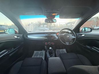 Alfa Romeo Giulietta 1.4 TB Lusso Euro 5 (s/s) 5dr