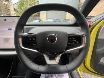 Volvo EX30 Twin Performance 69kWh Ultra Auto AWD 5dr