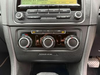 Volkswagen Golf 1.6 TDI SE DSG Euro 5 5dr