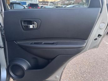 Nissan Qashqai 1.6 360 SUV 5dr Petrol CVT 2WD Euro 5 (117 ps)