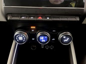 Renault Clio 1.0 TCe S Edition Hatchback 5dr Petrol Manual Euro 6 (s/s) (90 p