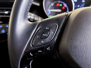 Toyota C-HR 1.8 VVT-h GPF Design SUV 5dr Petrol Hybrid CVT Euro 6 (s/s) (122