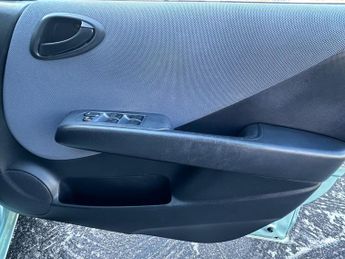 Honda Jazz 1.4 i-DSI SE Sport 5dr