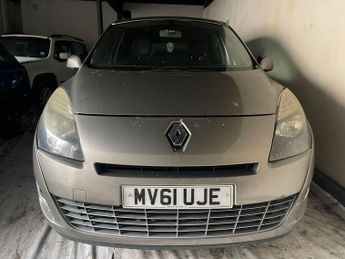Renault Grand Scenic 1.5 dCi Dynamique TomTom Euro 5 5dr