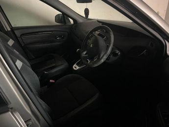 Renault Grand Scenic 1.5 dCi Dynamique TomTom Euro 5 5dr