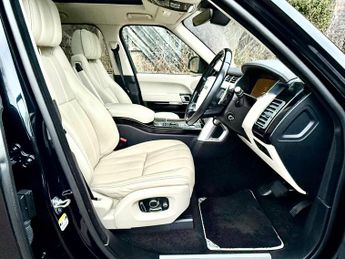 Land Rover Range Rover 4.4 SD V8 Autobiography Auto 4WD Euro 6 (s/s) 5dr
