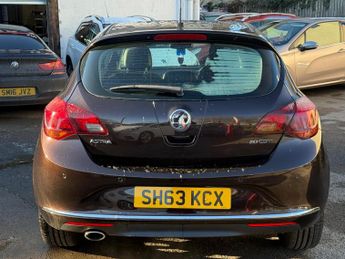 Vauxhall Astra 2.0 CDTi Elite Auto Euro 5 5dr