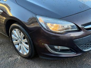 Vauxhall Astra 2.0 CDTi Elite Auto Euro 5 5dr