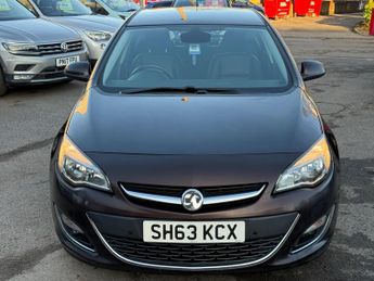 Vauxhall Astra 2.0 CDTi Elite Auto Euro 5 5dr