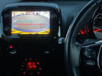 Toyota AYGO 1.0 VVT-i x-trend x-shift Euro 6 5dr (Safety Sense)