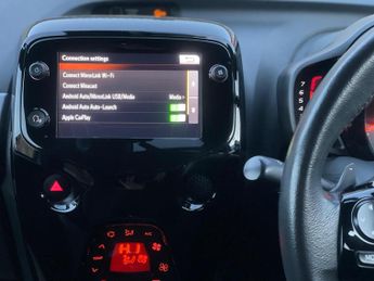 Toyota AYGO 1.0 VVT-i x-trend x-shift Euro 6 5dr (Safety Sense)