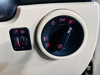 Volkswagen Beetle 1.6 Luna Cabriolet Euro 4 2dr