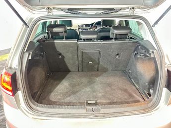 Volkswagen Golf 2.0 TDI BlueMotion Tech GT DSG Euro 5 (s/s) 5dr