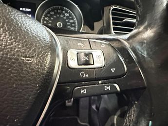Volkswagen Golf 2.0 TDI BlueMotion Tech GT DSG Euro 5 (s/s) 5dr