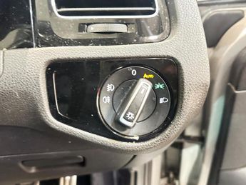 Volkswagen Golf 2.0 TDI BlueMotion Tech GT DSG Euro 5 (s/s) 5dr