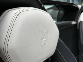 Lamborghini Aventador 6.5 V12 LP 700-4 Roadster 2dr Petrol ISR 4WD Euro 5 (700 bhp)