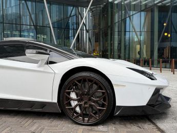 Lamborghini Aventador 6.5 V12 LP 700-4 Roadster 2dr Petrol ISR 4WD Euro 5 (700 bhp)