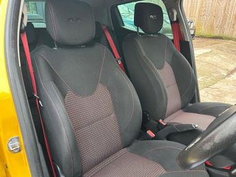 Renault Clio 1.6 TCe Renaultsport Nav Trophy Auto Euro 6 (s/s) 5dr