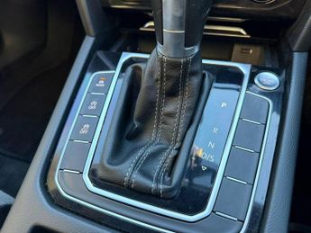 VOLKSWAGEN PASSAT 2.0 TDI R-Line Estate 5dr Diesel DSG Euro 6 (s/s) (190 ps) **FIN